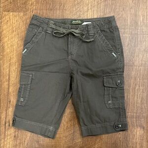 Eddie Bauer Green Bermudas